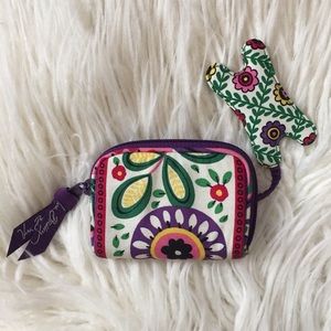 Vera Bradley Tune In Tech Case in Viva La Vera